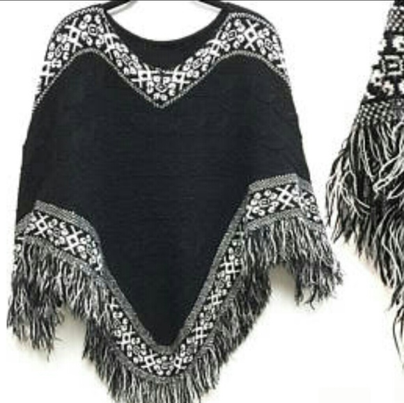 Sweaters - $DROPPED!Nwot ponco m/L w/built in sleeves!